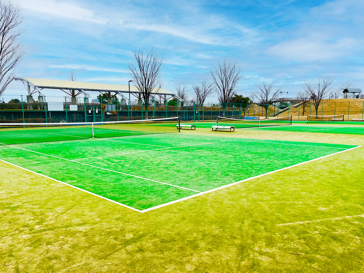 城東ふれあい公園庭球場